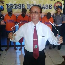 Empat Orang Pesta Sabu, Salah Satunya Polisi dan Pelajar