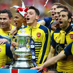 Oezil: Arsenal di Jalur yang Tepat