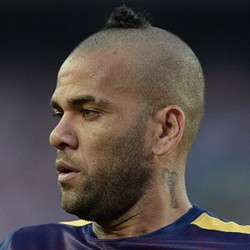 Blanc: Alves Tak Ingin ke PSG, Dia Cuma Mau Bertahan di Barca