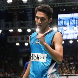 Jonatan Tembus Babak Utama, Sony Tumbang