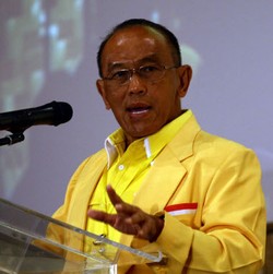 Kepengurusan Munas Riau Berakhir Oktober 2015, Ical Cs Gelar Munas Lagi?