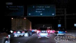 Tol Jagorawi dan Bekasi ke Jakarta Macet 18 KM