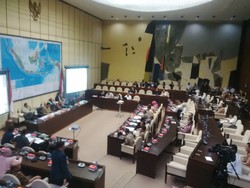 Belum Punya Mitra Kerja, Menteri Desa Marwan Lobi Pimpinan DPR Lewat BBM