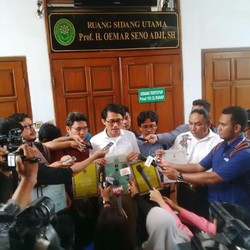 Kuasa Hukum Bawa 7 Penghargaan Novel di Sidang Praperadilan
