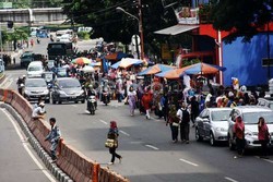Ahok Tak Bakal Kasih Izin Pedagang Jualan di Jalan Tanah Abang