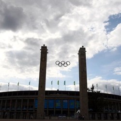 Olympiastadion Tempatnya Laga-laga Spesial