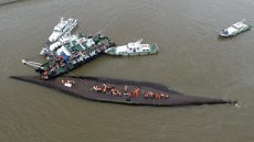 Kapal Pesiar China Tenggelam, Lebih dari 400 Orang Masih Hilang