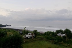 Yeh Gangga, Pantai Cantik di Bali yang Masih Sepi