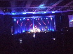 Intim dan Romantis, Konser An Evening With Grammy Winner Bareng Michael Bolton