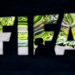 Pengganti Blatter Disarankan dari Kalangan Eks Pesepakbola