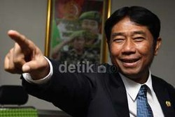 Lulung Sarankan Ahok Mundur dari Kursi Gubernur