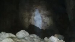 Dari Fosil Kura-kura Sampai Bunda Maria Ada di Lorong Gua Batu Cermin