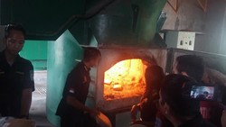 Ganja 1 Ton Hasil Penyergapan di Tol Slipi Dimusnahkan Mabes Polri