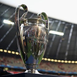 Kisah Si Kuping Besar yang Diperebutkan Juventus dan Barcelona