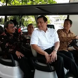 Jokowi Punya Program 35.000 MW, Luhut Minta BUMN Bikin Boiler dan Generator