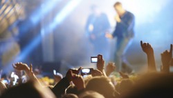 Tak Perlu Ragu Memotret dengan Kamera Ponsel