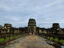 Angkor Wat & 9 Landmark Paling Top Se-Asia