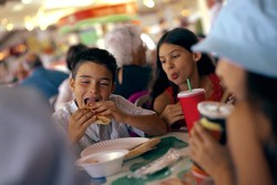 Makan di Jerman, Bereskan Sendiri Bekas Makan Ya!
