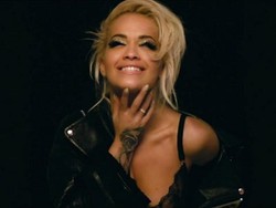 Bak Supermodel, Rita Ora Tampil Superseksi di Video Klip Baru