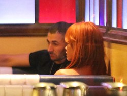 Rihanna Pacari Pesepakbola Karim Benzema?