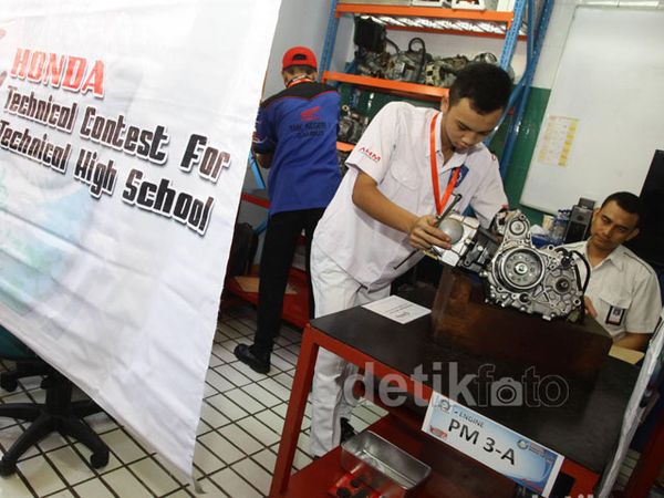 Honda Gelar Uji Kompetensi Teknik Siswa SMK