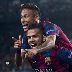 Neymar Masih Berharap Alves Akan Bertahan