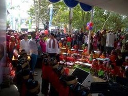 Warga Pinangsia Rangkul Komnas HAM, Ahok: Kita Melanggar HAM Di Mana?