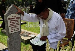 Heboh di Media Sosial, Kisah Cinta Habibie dan Ainun Terus Menginspirasi