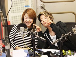 Amber dan Luna f(x) Rilis Single Spesial untuk Ultra Korea 2015