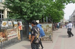 Berburu Oleh-oleh di Malioboro-nya Moskow