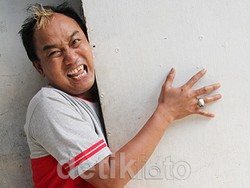 Azis Gagap Punya 300 Batu Akik Rata-rata Berharga Rp 5 Juta