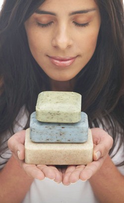 Pasta Gigi Sampai Deodoran, Ini 5 Produk Perawatan yang Mengandung Arang