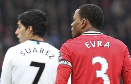 Evra Akan Jabat Tangan Suarez
