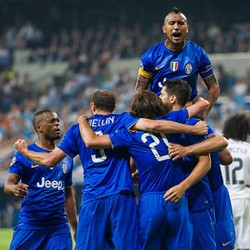 Garis Pertahanan Rendah & Mengeksploitasi Area Busquets Bisa Memenangkan Juventus