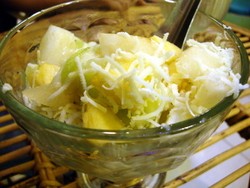 Penggemar Durian Wajib Mencicipi Sop dan Es Durian Nikmat di Tempat Ini