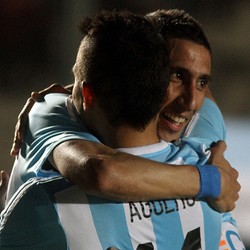 Aguero Hat-trick, Argentina Gilas Bolivia 5-0