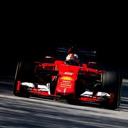 Vettel Dapat Penalti Lima Grid di Kanada