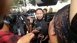 Terima Rp 490 Juta Dari Atut, Ustad Haryono: Itu Sedekah untuk Acara Zikir