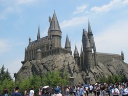 Ini Dia Desa penyihir & Kastil Hogwarts di Jepang
