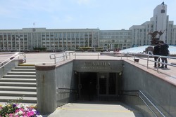 Yang Unik di Eropa, Mal Mewah di Dalam Tanah!