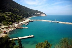 Pulau Cantik di Albania Tapi Isinya Puluhan Bungker Perang