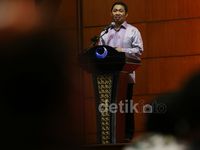 Anis Matta Beri Pembekalan Kepada Tenaga Ahli FPKS