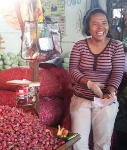 Blusukan ke Kramat Jati, Mentan Amran Marah ke Pedagang