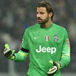 Pendaratan Darurat yang Buat Storari Ketar-ketir