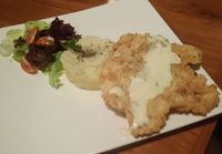 Yummy, Enaknya Southern Fried Chicken Gurih Renyah Berselimut Saus Gravy