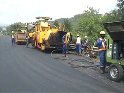 Sambut Pemudik, Tol Cipularang Diaspal Ulang