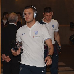 Wilshere: Lawan Slovenia Dulu, Lalu Bisa Liburan