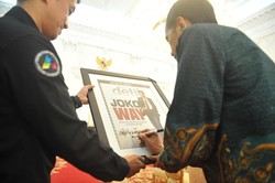 Musik Rock, Komik dan Meme di Media Sosial Bagi Jokowi