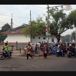 Disiplin Pemotor Merisaukan, Lawan Arus Cuek Dilakukan Saat Polisi Tak Jaga