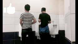 Cara Pipis di Toilet Umum yang Benar